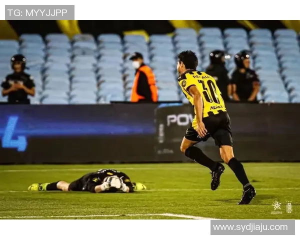 埃梅里坦陈维拉尚无争冠底气，34轮后再定乾坤